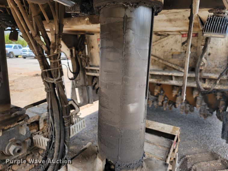 image for item JL9582 2013 Roadtec RX600E  milling machine