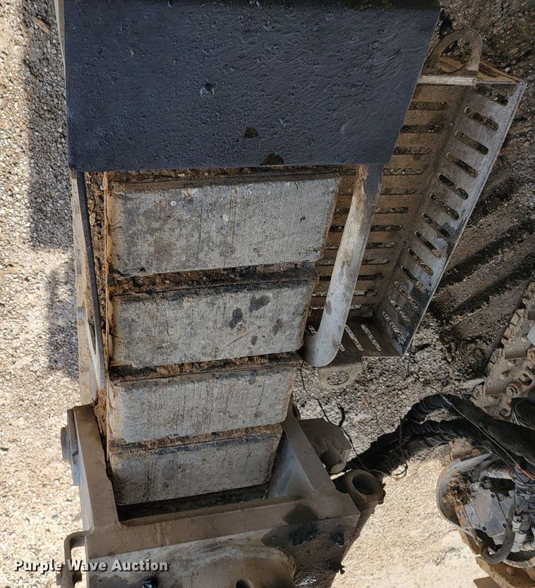 image for item JL9582 2013 Roadtec RX600E  milling machine