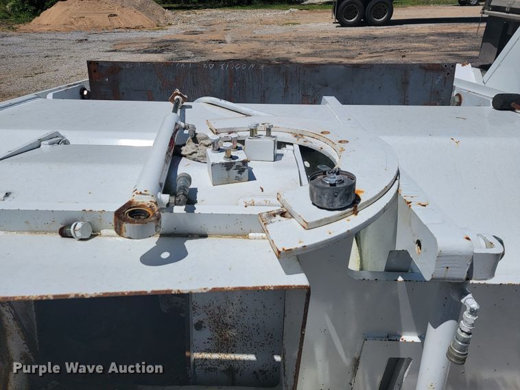 image for item JL9582 2013 Roadtec RX600E  milling machine