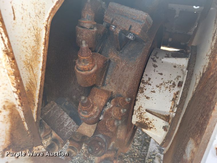 image for item JL9582 2013 Roadtec RX600E  milling machine