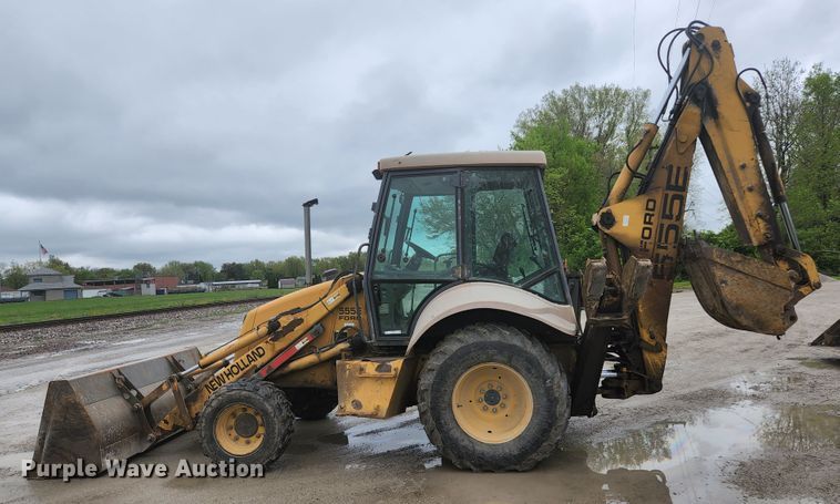 image for item JM9073 1996 New Holland 555E  backhoe