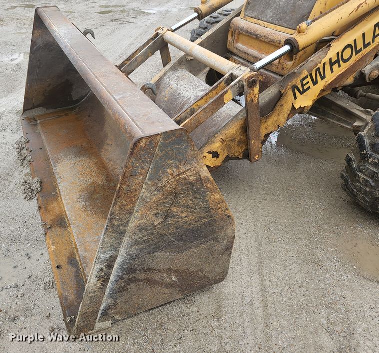 image for item JM9073 1996 New Holland 555E  backhoe