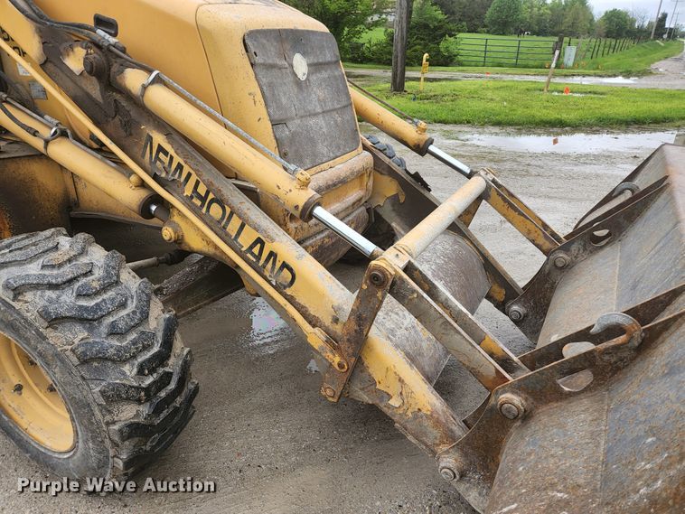 image for item JM9073 1996 New Holland 555E  backhoe