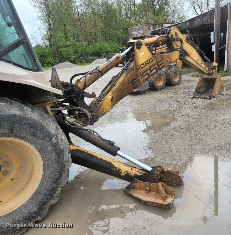 image for item JM9073 1996 New Holland 555E  backhoe