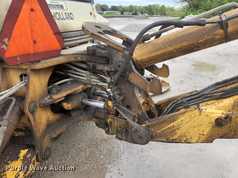 image for item JM9073 1996 New Holland 555E  backhoe