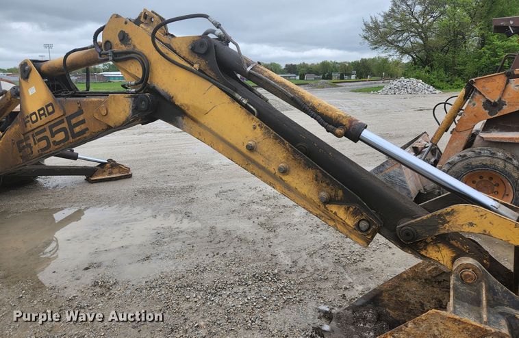 image for item JM9073 1996 New Holland 555E  backhoe