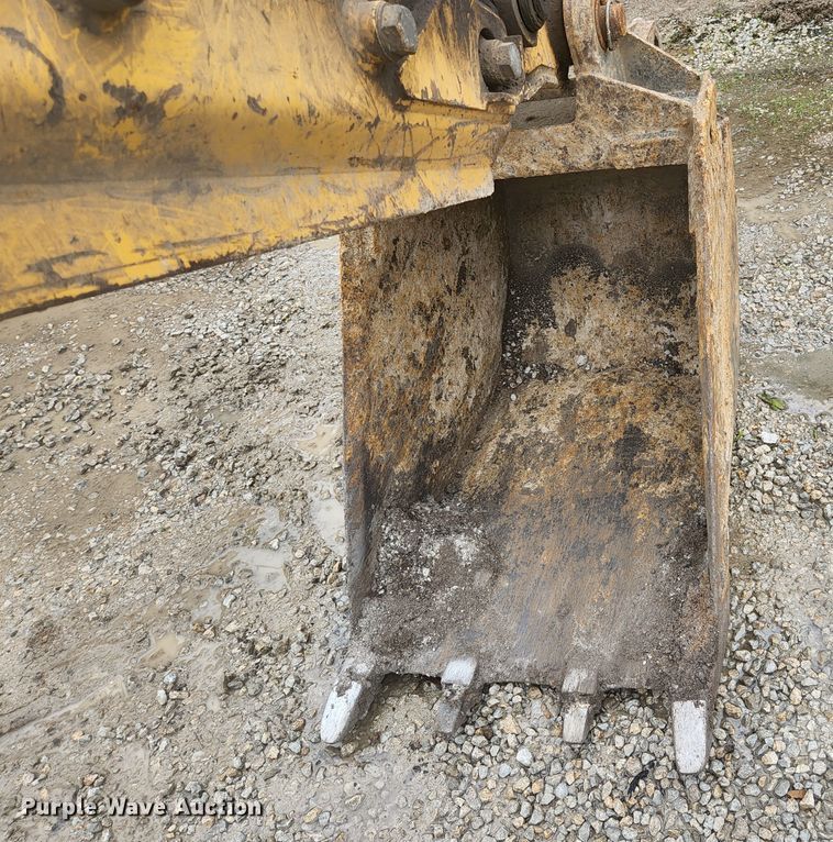 image for item JM9073 1996 New Holland 555E  backhoe