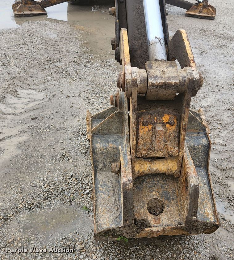 image for item JM9073 1996 New Holland 555E  backhoe