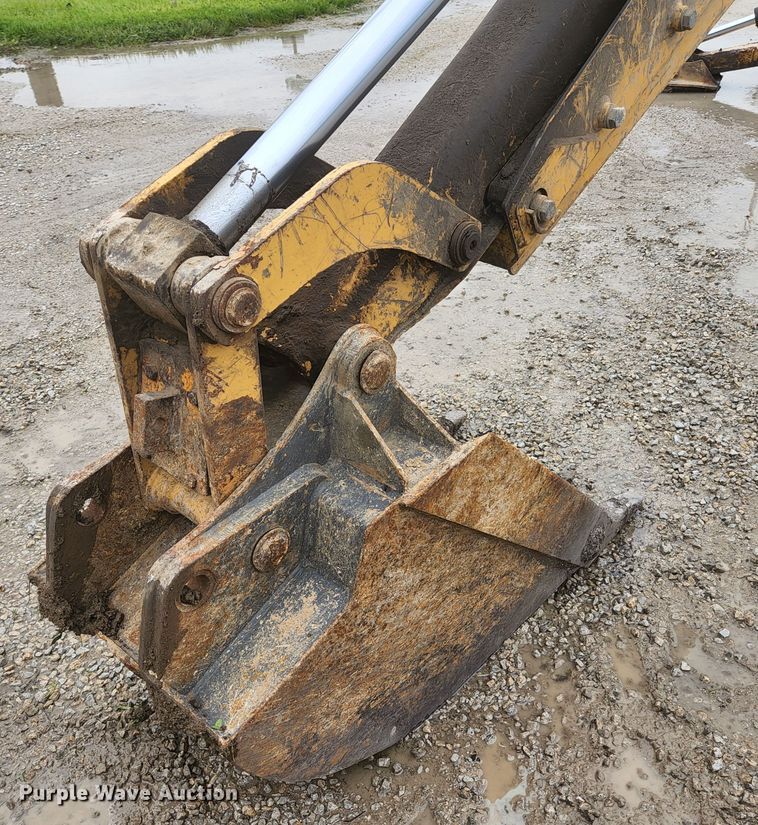 image for item JM9073 1996 New Holland 555E  backhoe