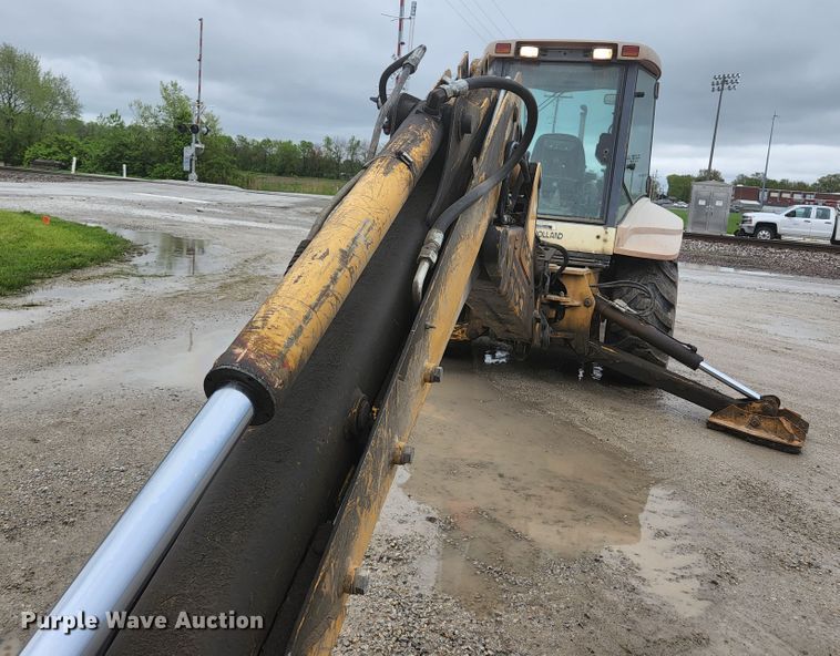 image for item JM9073 1996 New Holland 555E  backhoe