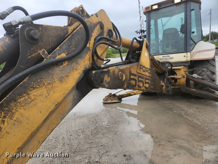 image for item JM9073 1996 New Holland 555E  backhoe