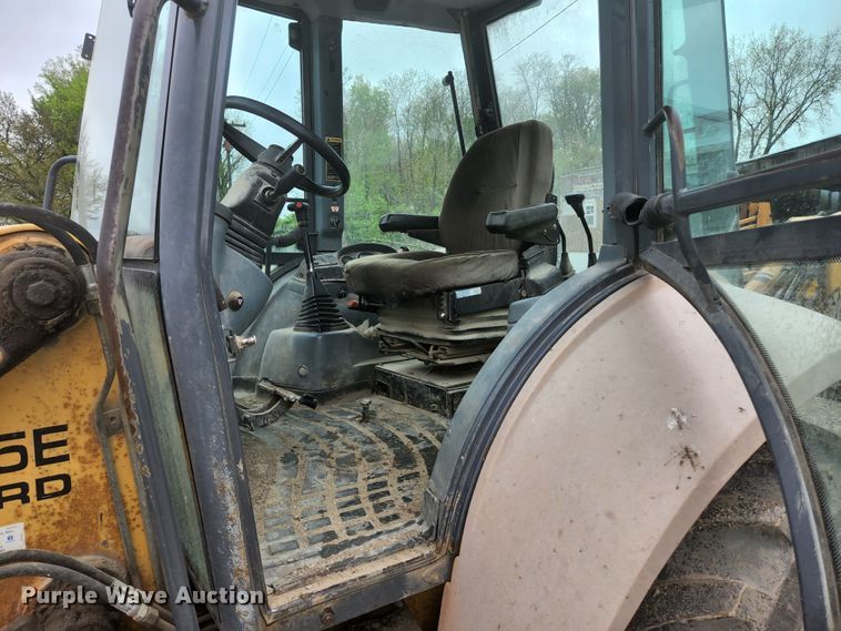 image for item JM9073 1996 New Holland 555E  backhoe