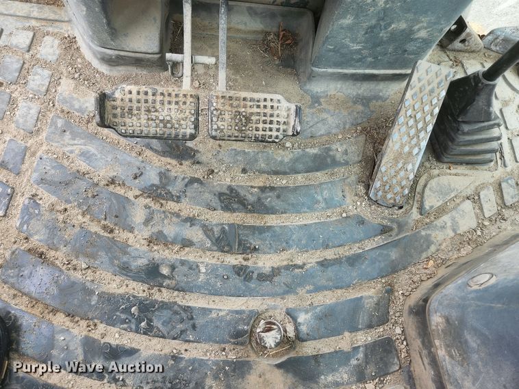 image for item JM9073 1996 New Holland 555E  backhoe