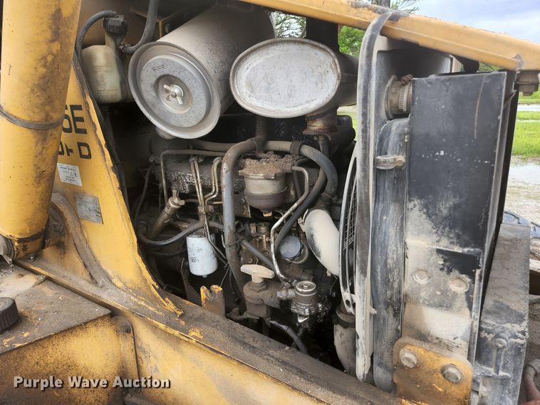 image for item JM9073 1996 New Holland 555E  backhoe