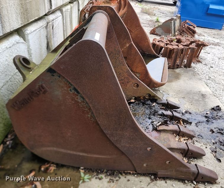 image for item JM9105 Woods 4035042  excavator bucket