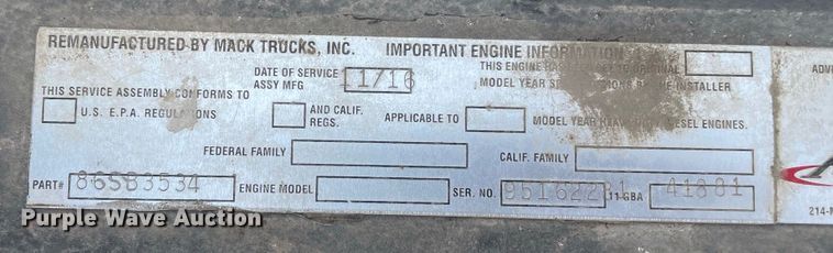 image for item JR9833 2006 Mack CV713  crane truck