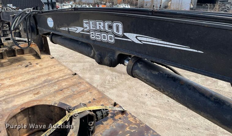 image for item JR9833 2006 Mack CV713  crane truck