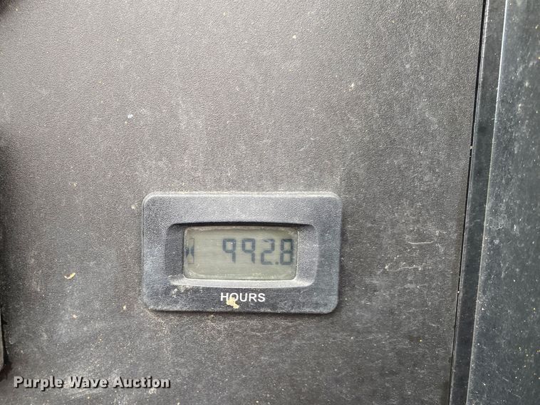 image for item JU9217 2010 Volvo VHD  vacuum truck