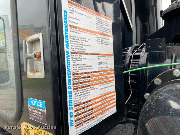 image for item JU9217 2010 Volvo VHD  vacuum truck