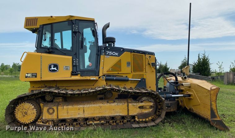 image for item JU9224 2013 John Deere 750K LGP  dozer