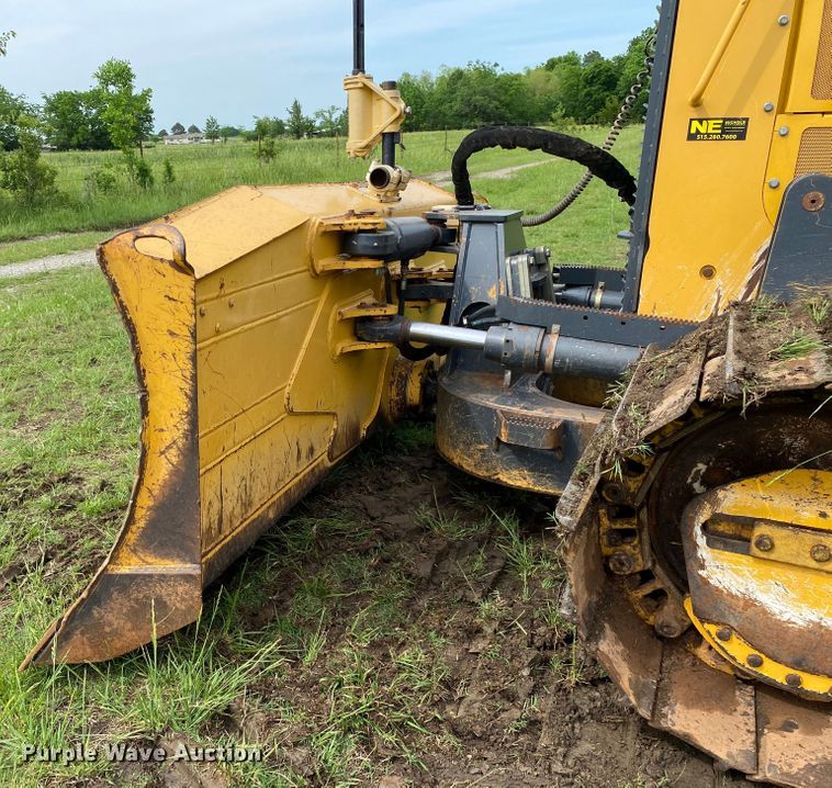 image for item JU9224 2013 John Deere 750K LGP  dozer