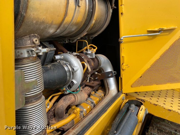 image for item JU9224 2013 John Deere 750K LGP  dozer