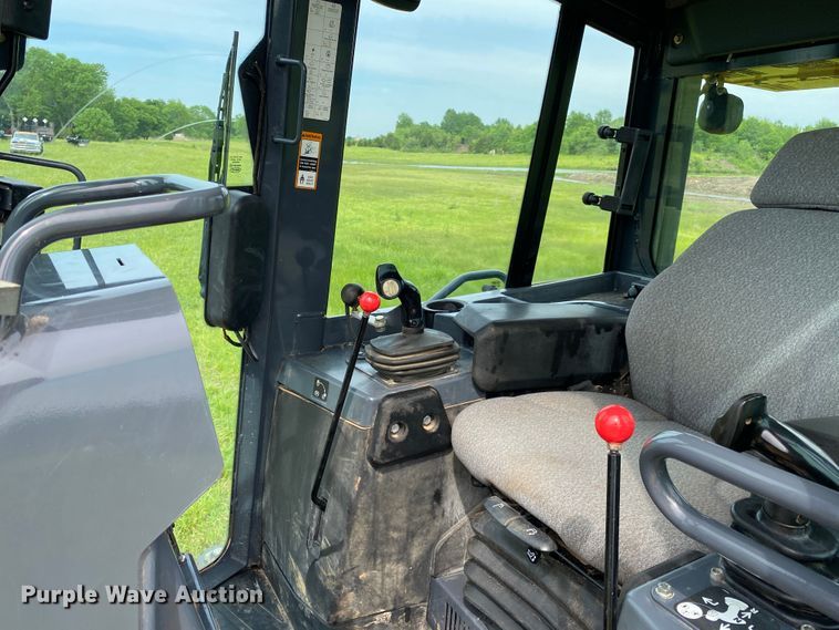 image for item JU9224 2013 John Deere 750K LGP  dozer