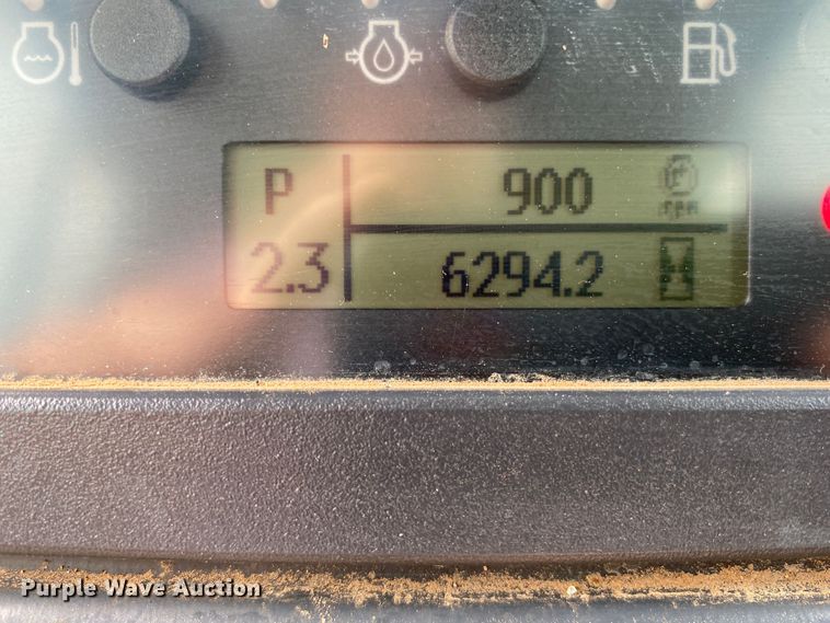 image for item JU9224 2013 John Deere 750K LGP  dozer