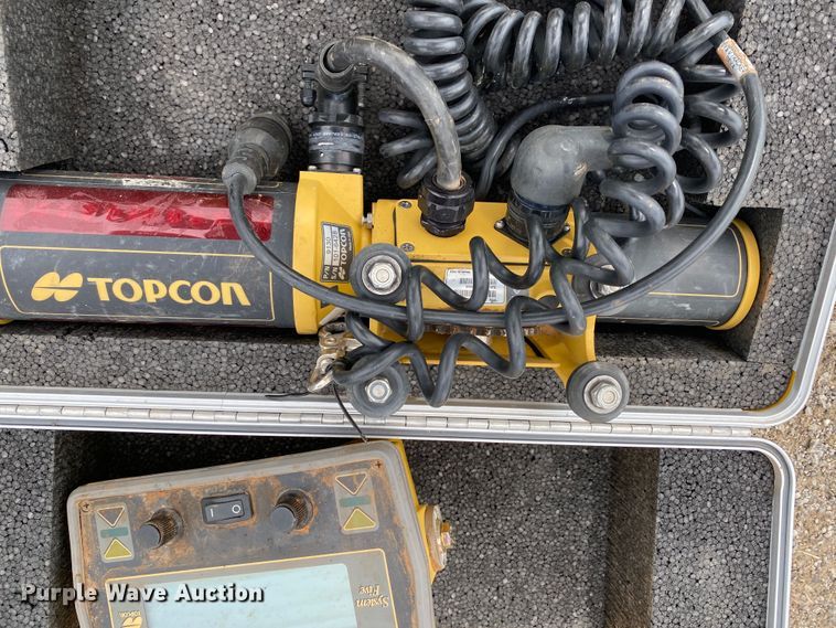 image for item JU9224 2013 John Deere 750K LGP  dozer