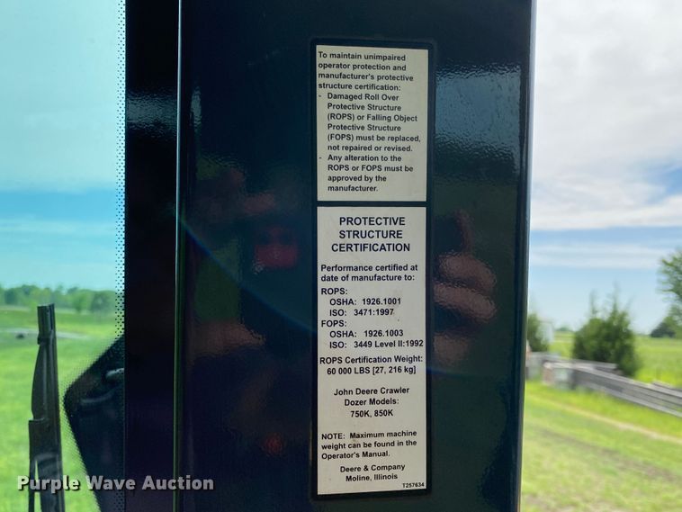image for item JU9224 2013 John Deere 750K LGP  dozer