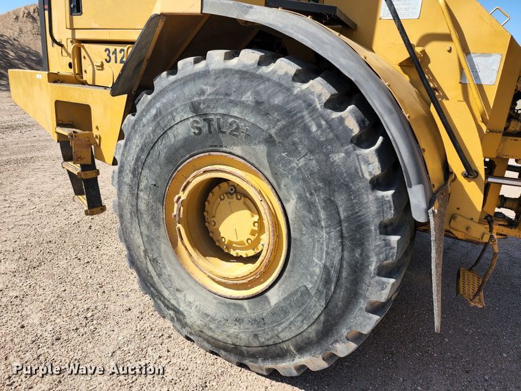 image for item KC9480 2001 Caterpillar D400E Series II  haul truck