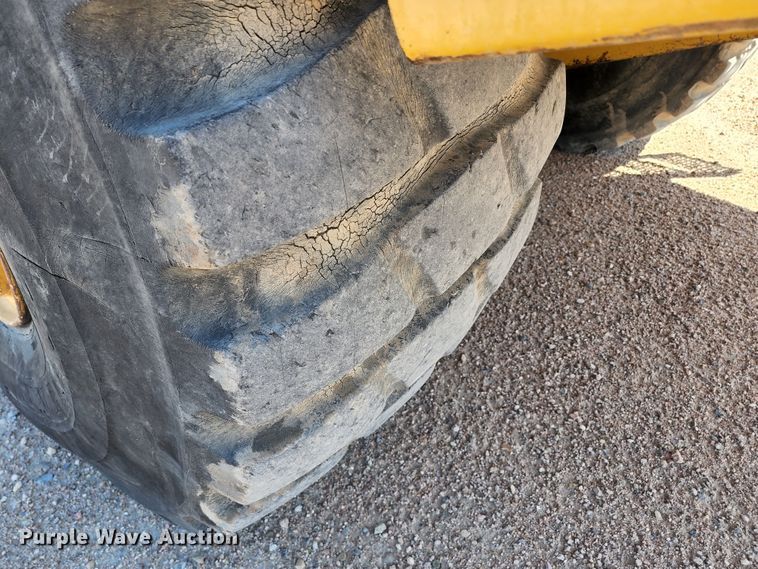 image for item KC9480 2001 Caterpillar D400E Series II  haul truck