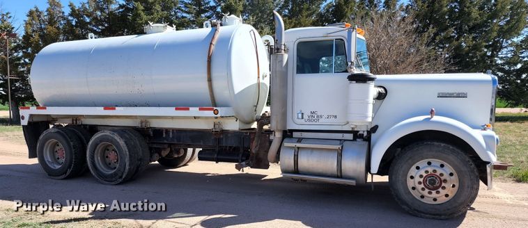 image for item KC9496 1981 Kenworth W900A  vacuum truck