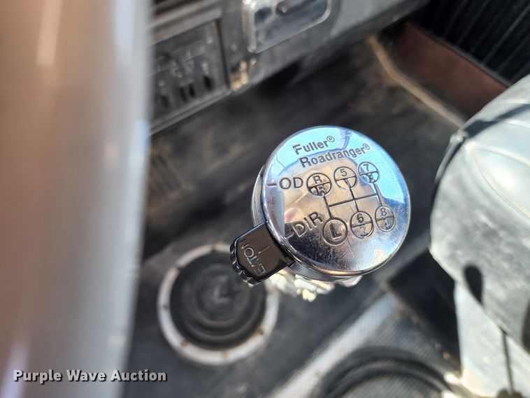 image for item KC9496 1981 Kenworth W900A  vacuum truck