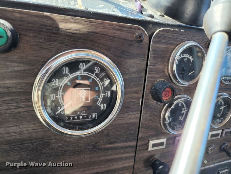 image for item KC9496 1981 Kenworth W900A  vacuum truck