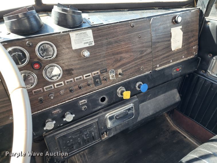 image for item KC9496 1981 Kenworth W900A  vacuum truck