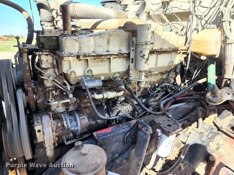 image for item KC9496 1981 Kenworth W900A  vacuum truck