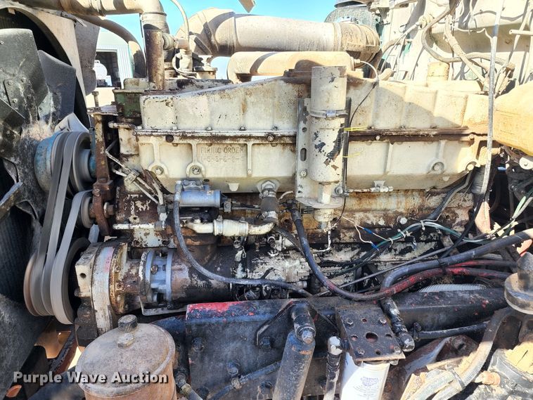 image for item KC9496 1981 Kenworth W900A  vacuum truck