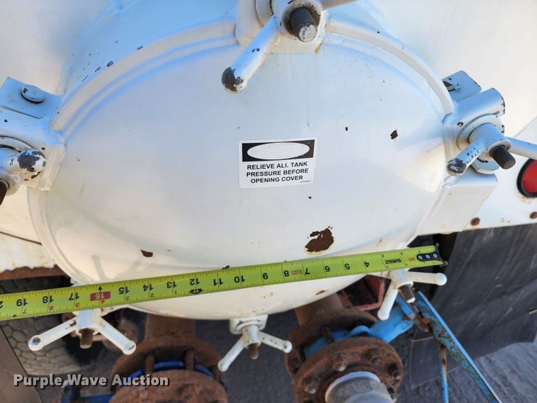 image for item KC9496 1981 Kenworth W900A  vacuum truck