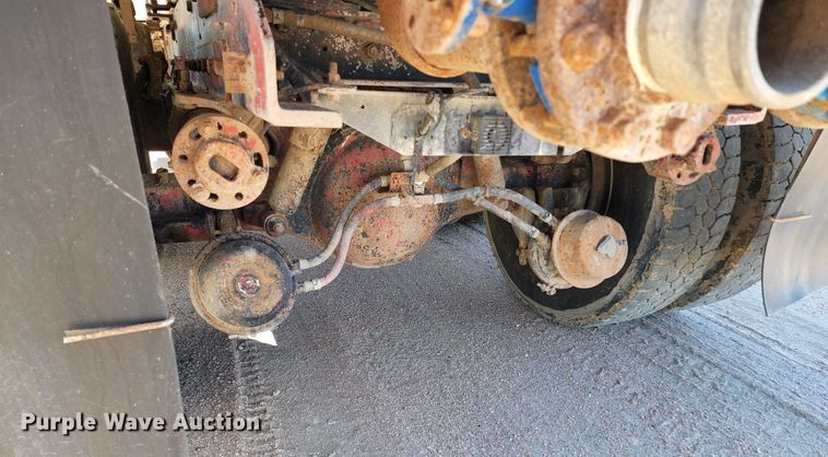 image for item KC9496 1981 Kenworth W900A  vacuum truck