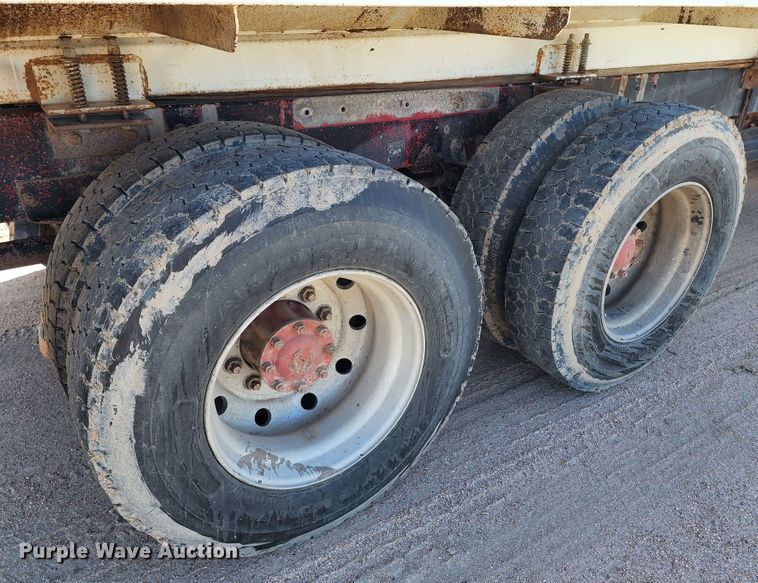 image for item KC9496 1981 Kenworth W900A  vacuum truck