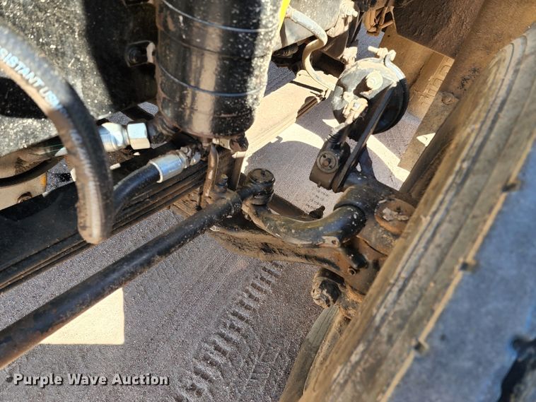 image for item KC9497 1996 Western Star 4964S  vacuum truck