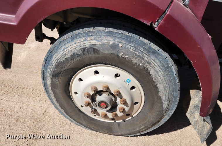 image for item KC9497 1996 Western Star 4964S  vacuum truck