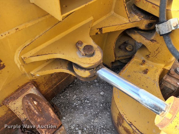 image for item KC9499 2011 Caterpillar D6N XL  dozer