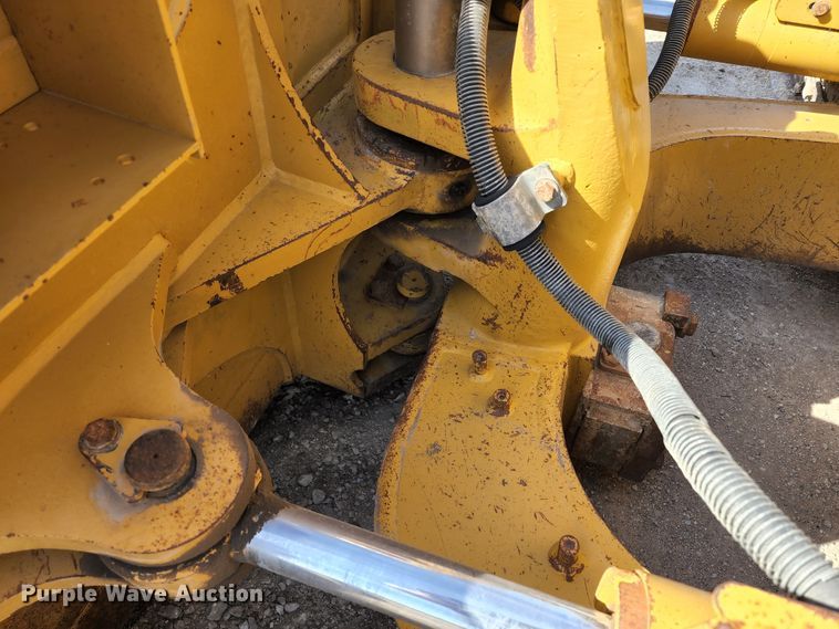 image for item KC9499 2011 Caterpillar D6N XL  dozer