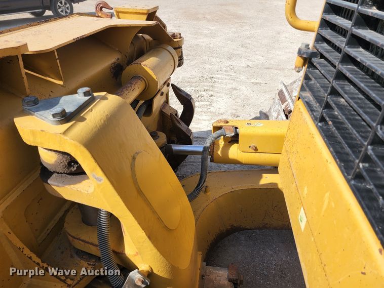 image for item KC9499 2011 Caterpillar D6N XL  dozer