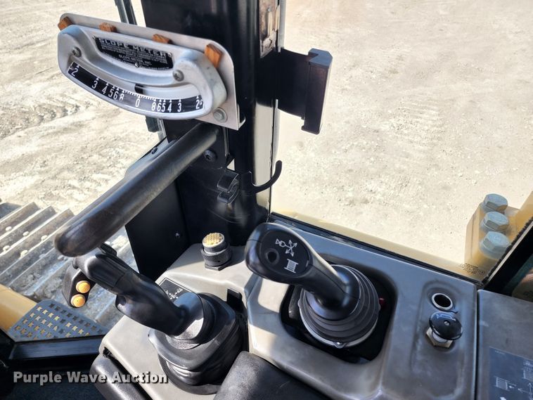 image for item KC9499 2011 Caterpillar D6N XL  dozer