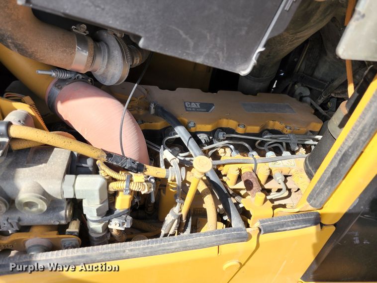 image for item KC9499 2011 Caterpillar D6N XL  dozer