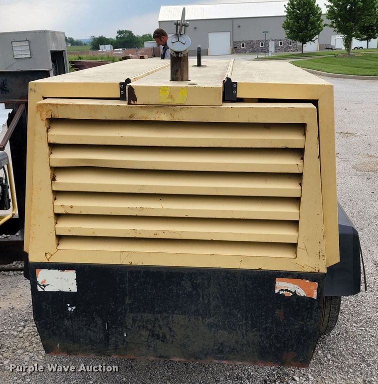 image for item KE9940 2000 Atlas Copco XAS 96  air compressor