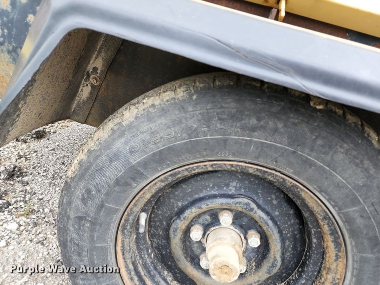 image for item KE9940 2000 Atlas Copco XAS 96  air compressor